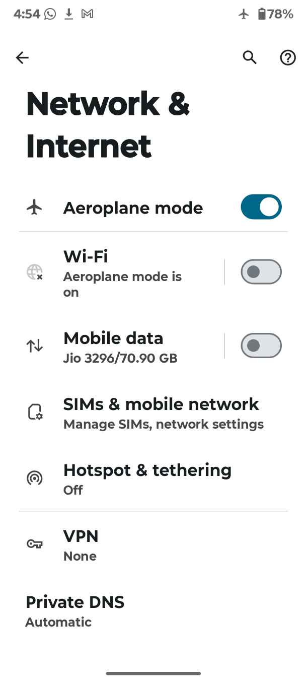 ¿Cómo solucionar el problema de almacenamiento en búfer de TeraBox? Turn on Aeroplane Mode